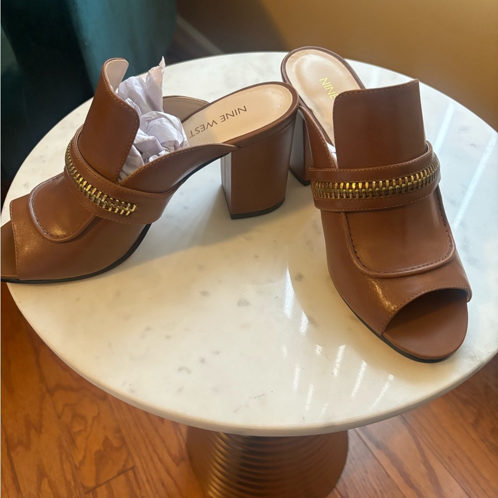 WORN ONCE Nine West Cognac mules (7) - Picture 2 of 8